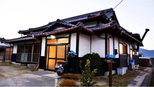 Guesthouse Yadokari - Vacation STAY 90101 Imabari Railway Station Exterior foto